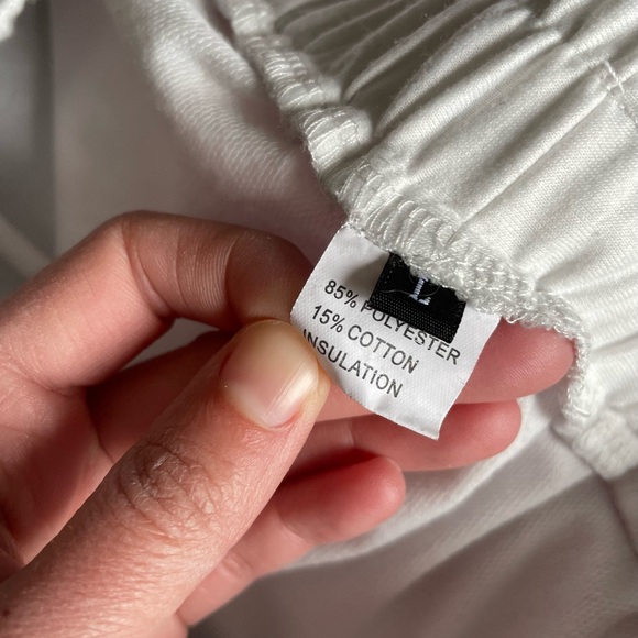 Shorts size large - Picture 2 of 10